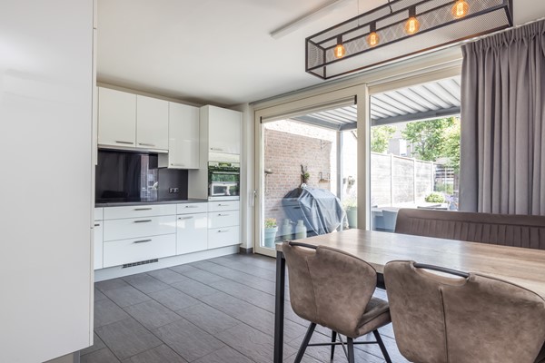 Medium property photo - Hendrik Van Veldekestraat 56, 6367 SC Voerendaal